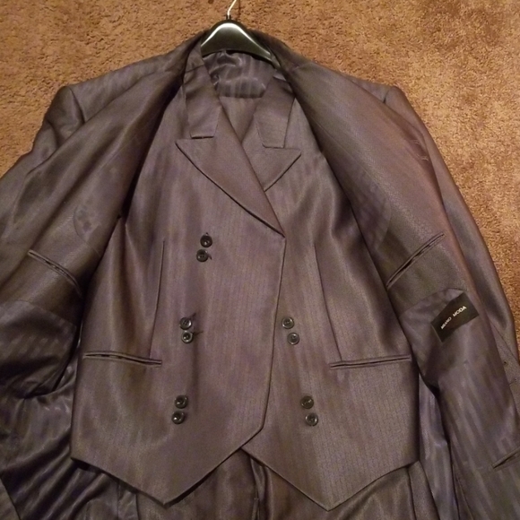 Men's Milano Moda Suit🔥🔥 - Picture 2 of 5